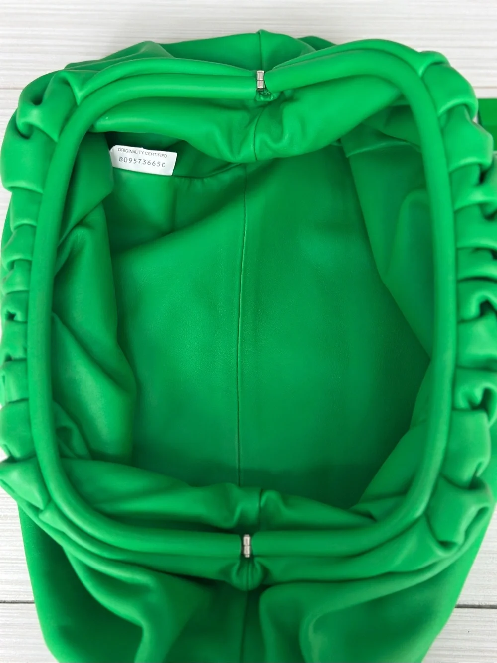 BOTTEGA VENETA Daniel Lee WILLIAMSBURG POP-UP Parakeet Teen Pouch - Picture 4 of 7